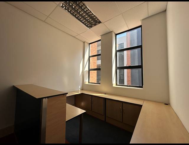 960M² OFFICE TO LET IN HIGHVELD TECHNOPARK